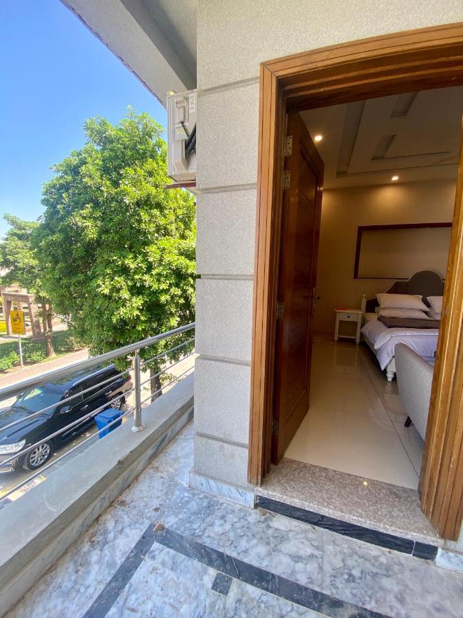 Luxury Guest House In Bahria Town Rawalpindi Exterior foto